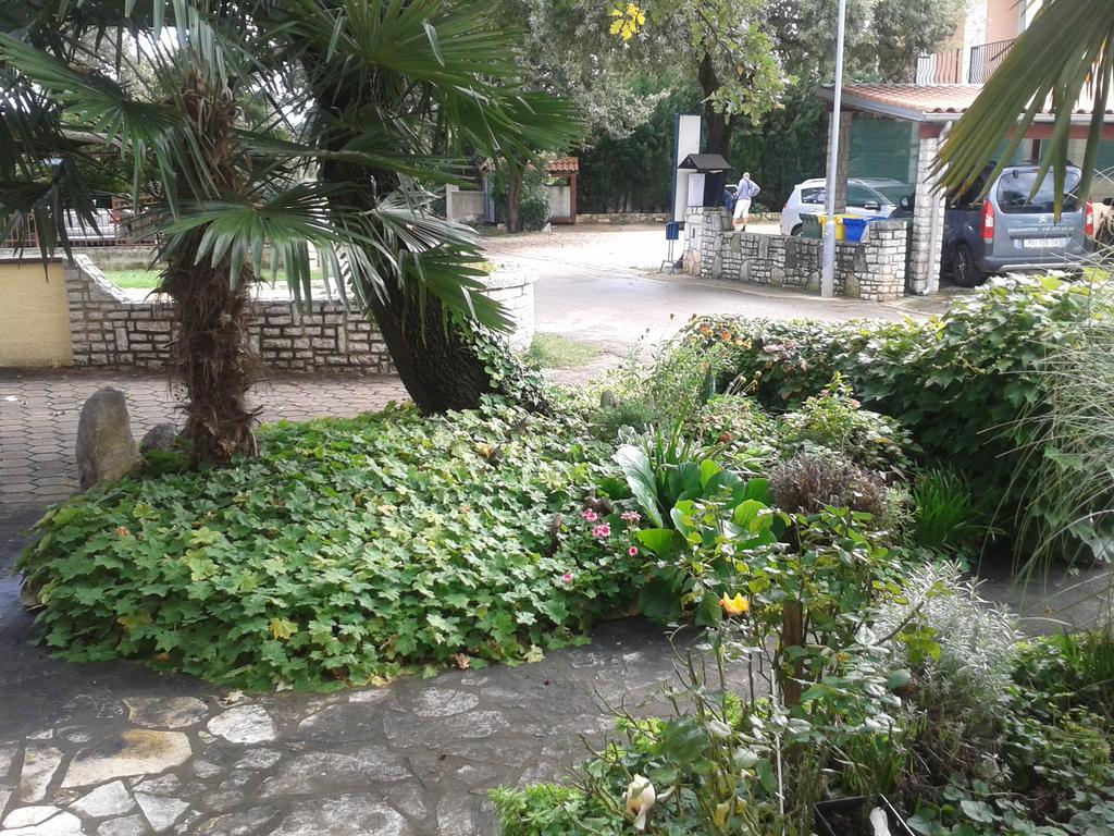 Apartments Barbara Rovinj Exterior photo