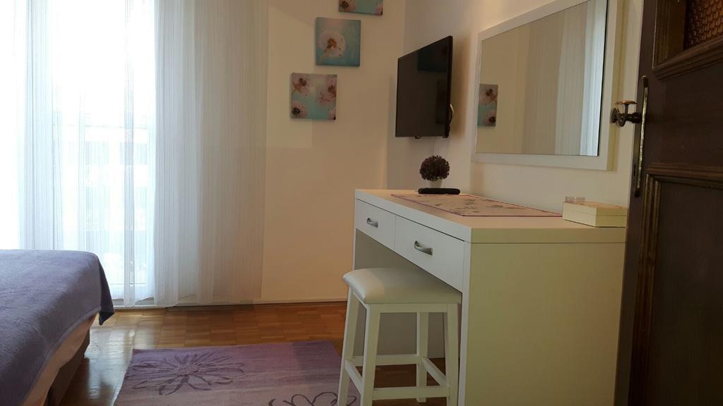 Apartments Barbara Rovinj Exterior photo